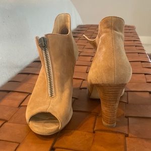 Paul green heels